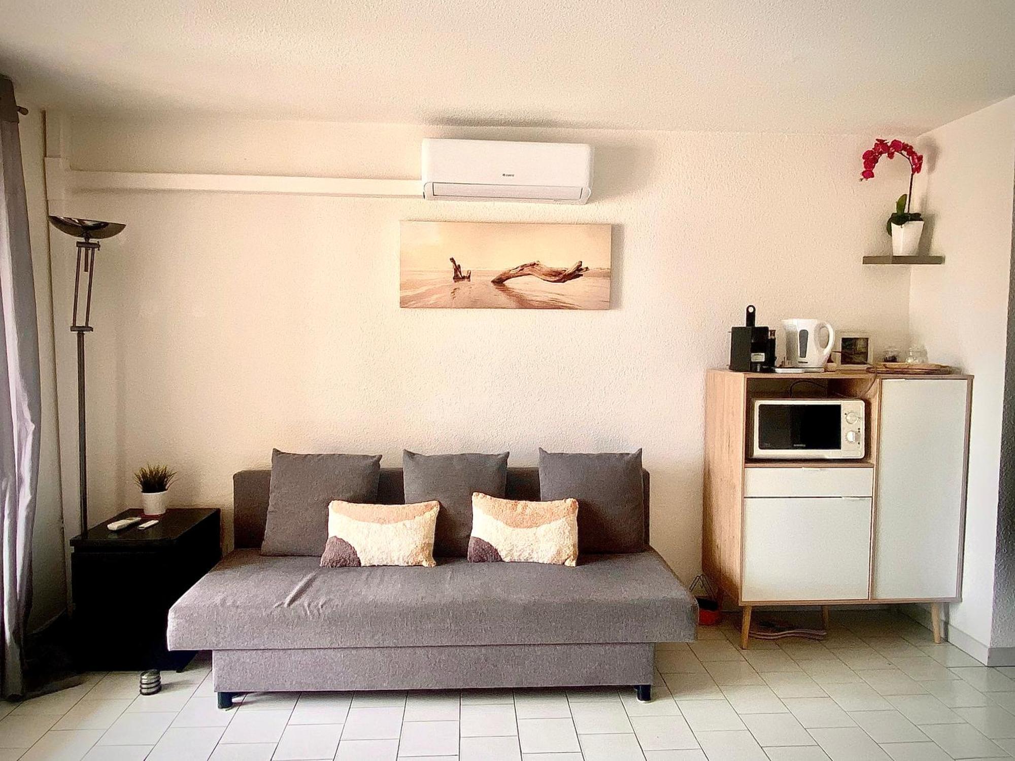 2 Bedrooms, 15 Min Walk To Beach, Ac, Pool & Fiber Internet In A Quiet, Private Gated Domain 5Kms To St Tropez Коголен Екстериор снимка